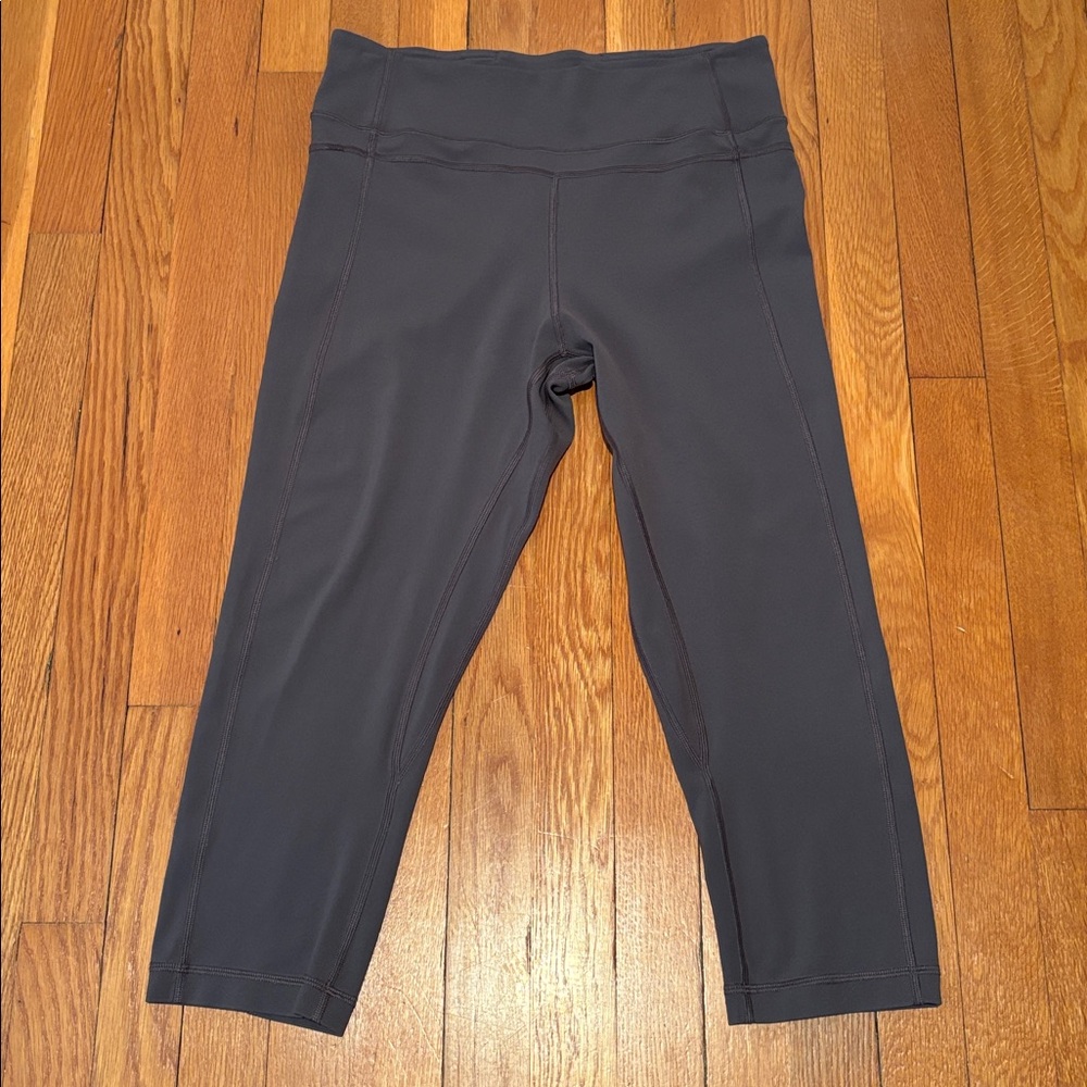 Lululemon Pushing Limits Cropped Leggings in solid medium gray